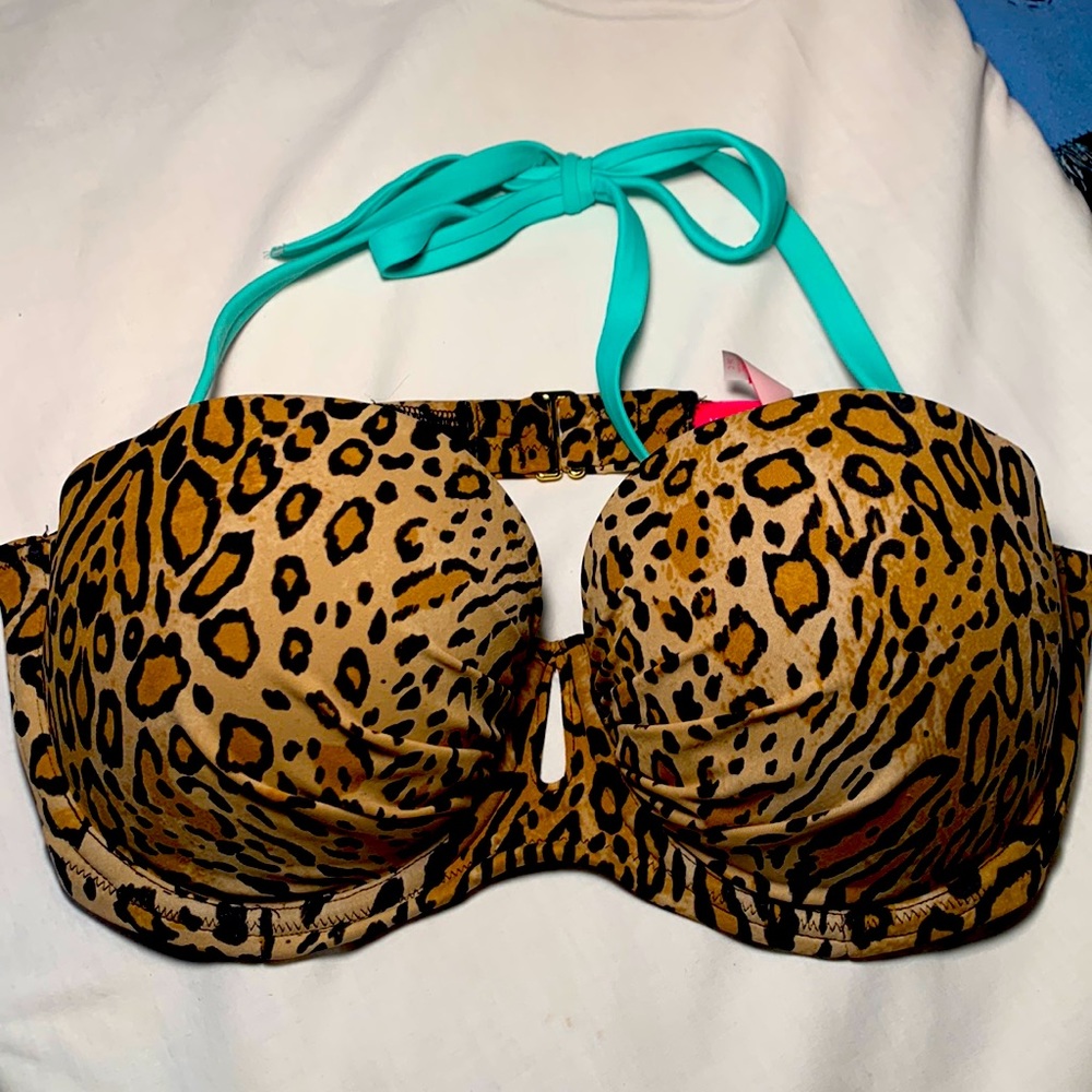 Victoria’s Secret bikini top animal print